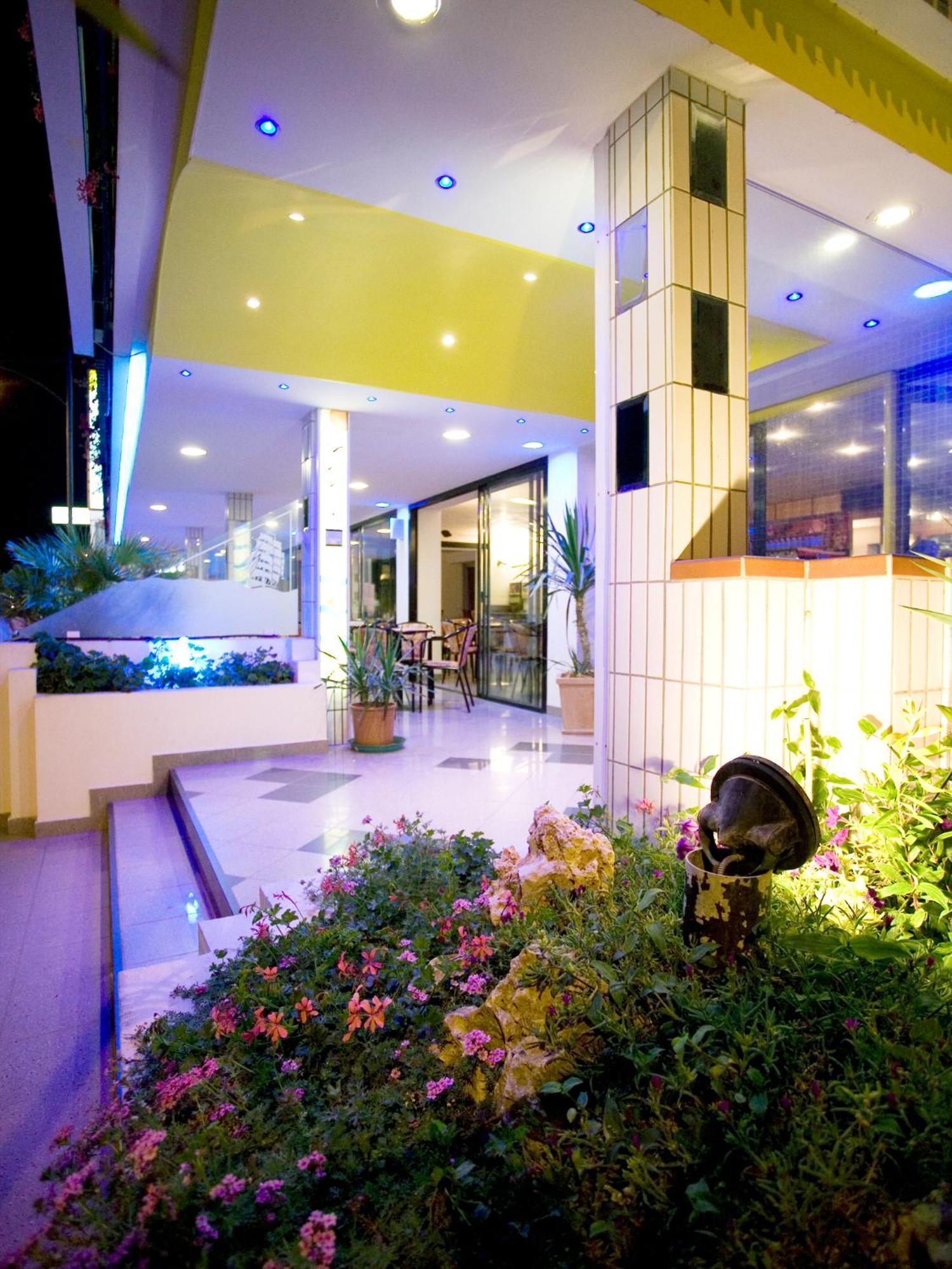 Hotel Continental Bellaria-Igea Marina Luaran gambar